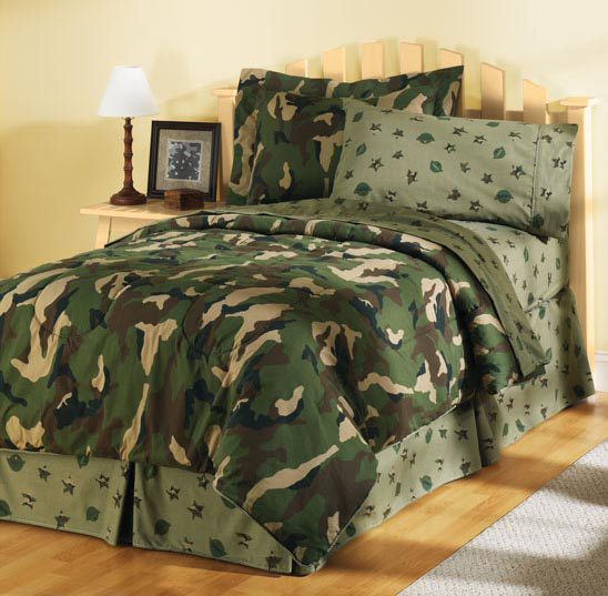 Name:  Camouflage---bed-2006.jpg
Views: 536
Size:  149.8 KB