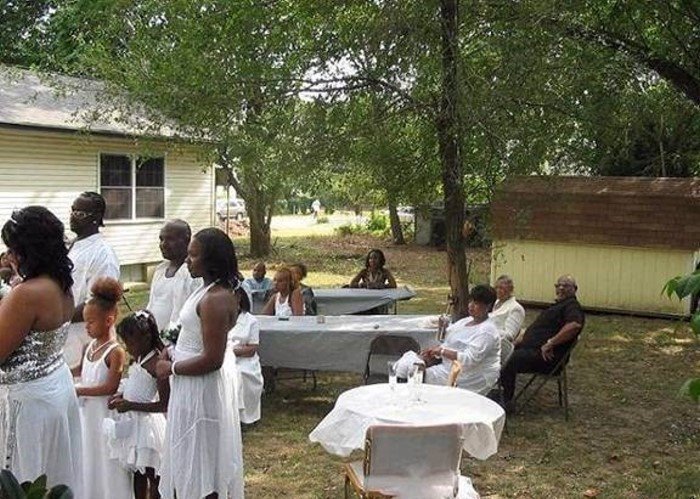 Name:  5522ghetto_wedding_04.jpg
Views: 280
Size:  110.3 KB