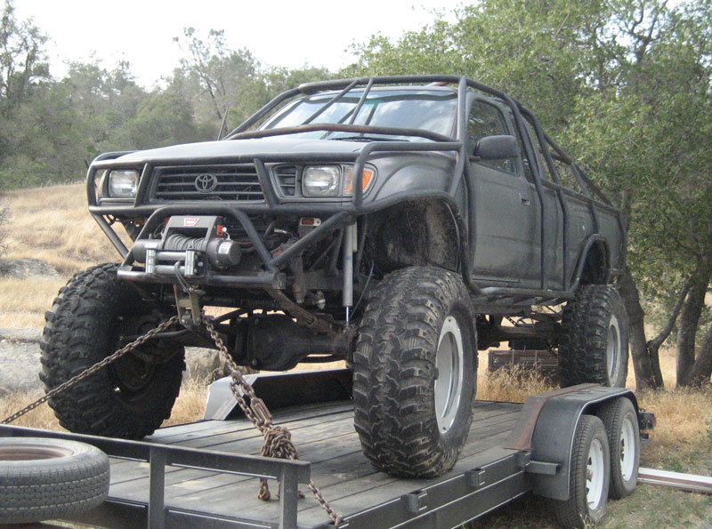FOR SALE:1997 Toyota Tacoma 79,917 miles V6, Auto Unimog axles Air actuated...