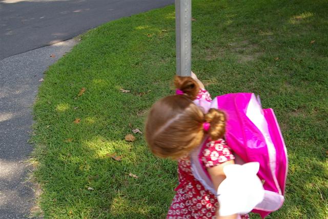 Name:  first day of school 043 (Small).jpg
Views: 223
Size:  66.7 KB