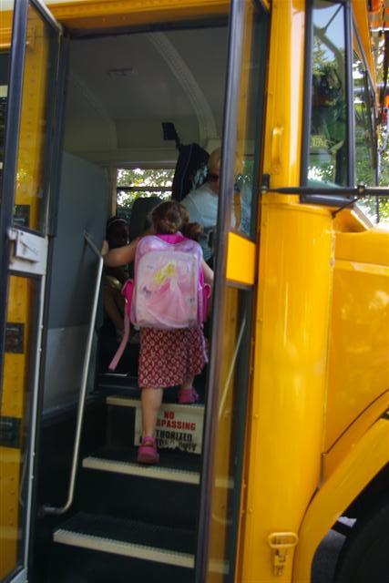 Name:  first day of school 050 (Small).jpg
Views: 245
Size:  43.6 KB