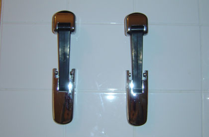 Name:  OEM H2 Latches.jpg
Views: 212
Size:  20.9 KB