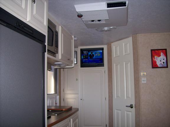 Name:  trailer inside tv.JPG
Views: 2013
Size:  32.9 KB