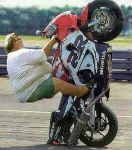 Name:  fatwheelie.jpg
Views: 515
Size:  19.2 KB