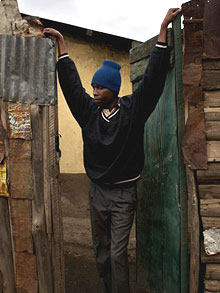 Name:  220-obama-brother_793467f.jpg
Views: 254
Size:  20.5 KB